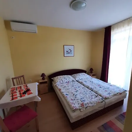 Kondics Apartmanhaz