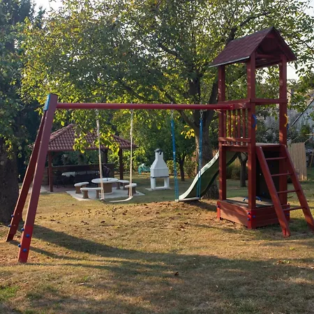 Kondics Apartmanhaz Apartment