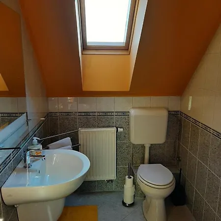 Kondics Apartmanhaz Apartment *