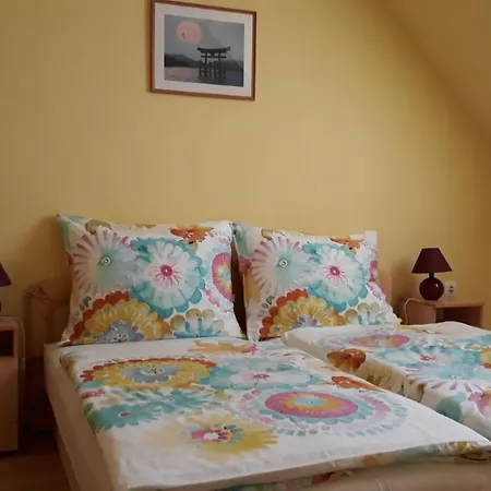 Kondics Apartmanhaz Apartment *